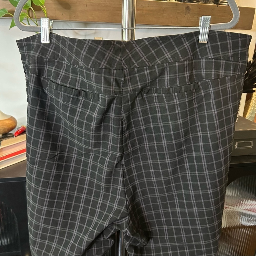 Torrid Plaid Ankle Skinny Pants - Picture 8 of 11